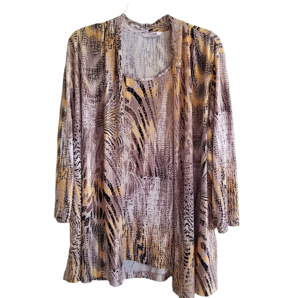 𝅺Tanjay animal print cardigan fooler top Size Extra Large